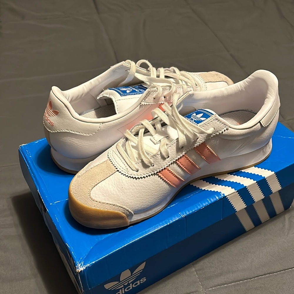 Adidas Samoa J